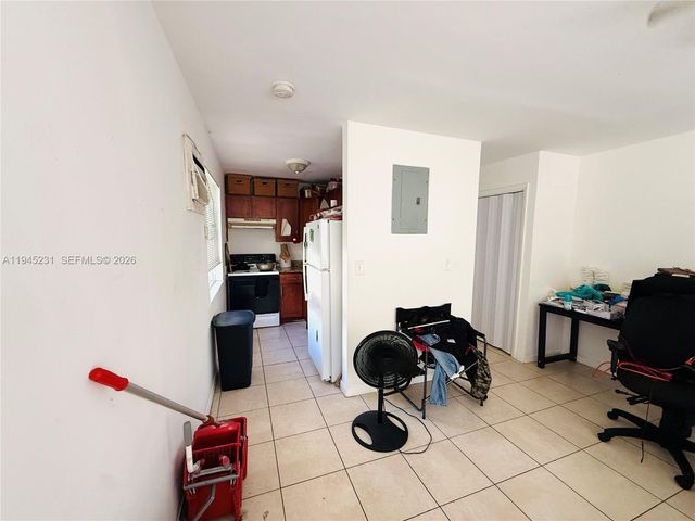 635 NW 22nd Rd, Fort Lauderdale, FL 33311