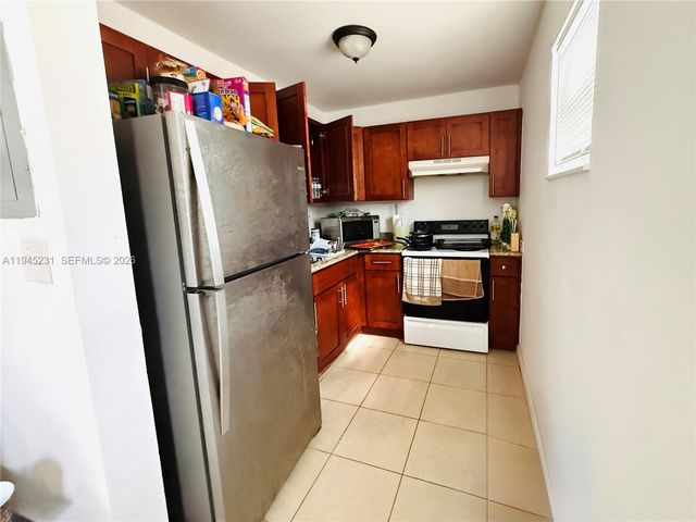 635 NW 22nd Rd, Fort Lauderdale, FL 33311