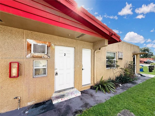 635 NW 22nd Rd, Fort Lauderdale, FL 33311