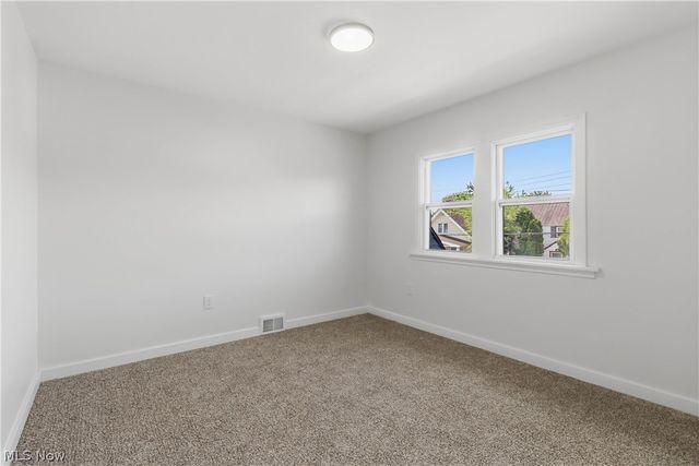 18815 Arrowhead Avenue, Cleveland, OH 44119