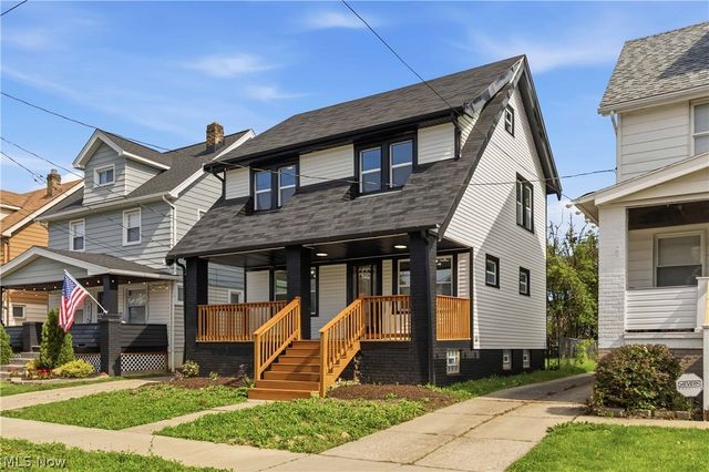 18815 Arrowhead Avenue, Cleveland, OH 44119