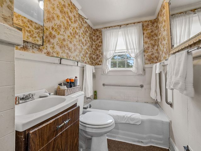 410 Allison Dr, Spartanburg, SC 29306