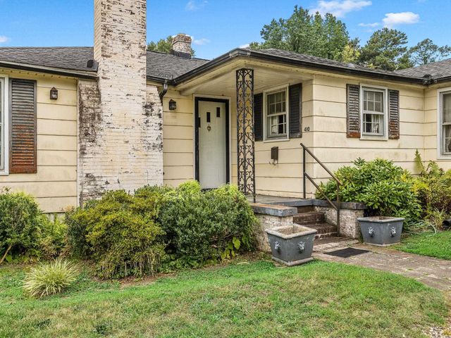 410 Allison Dr, Spartanburg, SC 29306