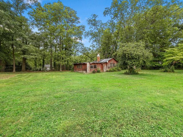 410 Allison Dr, Spartanburg, SC 29306