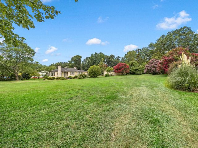 410 Allison Dr, Spartanburg, SC 29306
