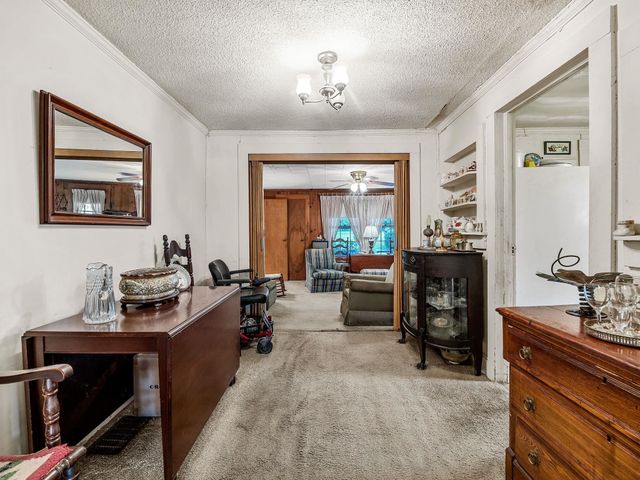 410 Allison Dr, Spartanburg, SC 29306