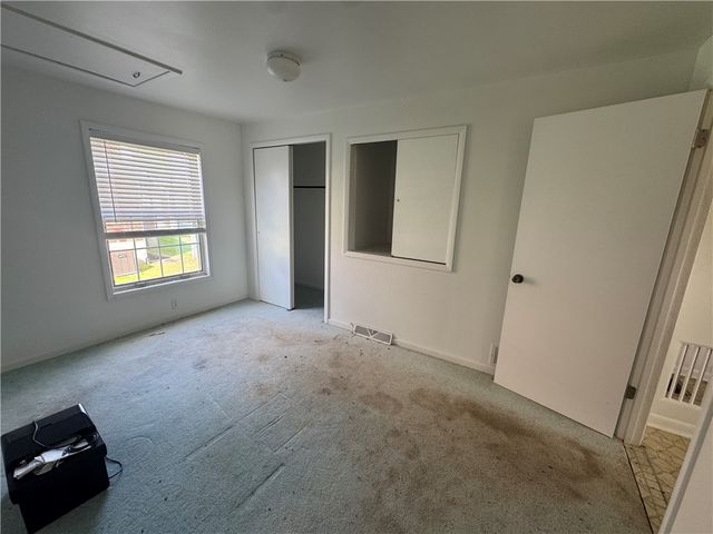 121 Oak Rd, West Deer, PA 15044