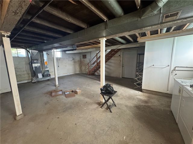 121 Oak Rd, West Deer, PA 15044