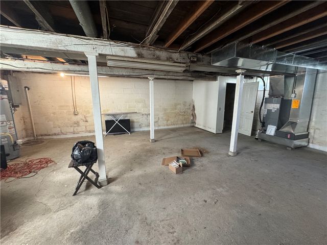 121 Oak Rd, West Deer, PA 15044
