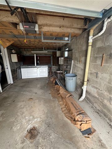 121 Oak Rd, West Deer, PA 15044
