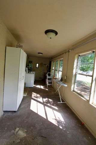 810 N Wall Street, Shamrock, TX 79095