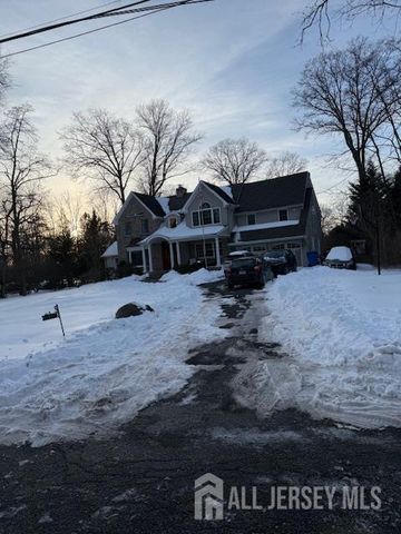 35 warwick Road, Colonia, NJ 07067