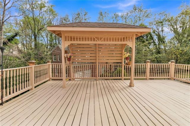 915 Chipley Court, Marietta, GA 30062