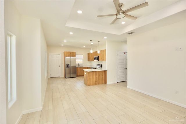 2612 E Israel Avenue A, Alton, TX 78573