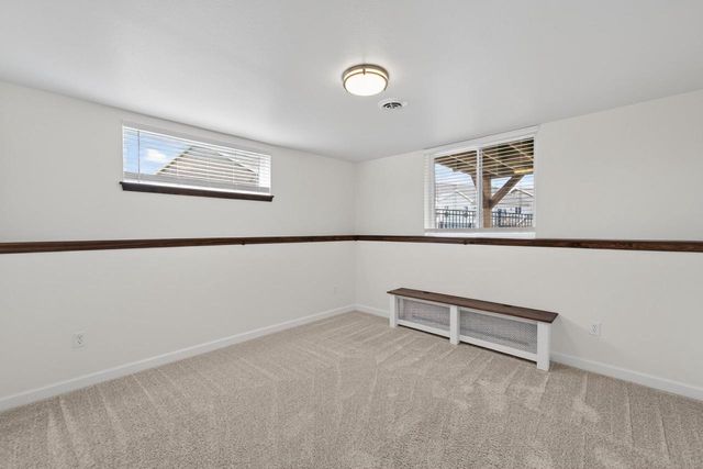 976 Griffin Way, Deforest, WI 53532
