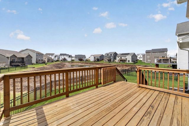 976 Griffin Way, Deforest, WI 53532