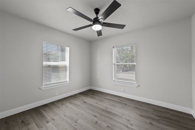 3530 Bluebird Street, Bellmead, TX 76705