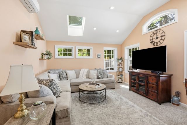 33 Westwind Rd., Andover, MA 01810