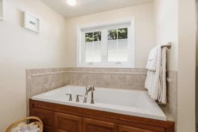 33 Westwind Rd., Andover, MA 01810