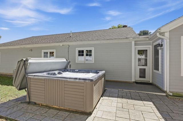 33 Westwind Rd., Andover, MA 01810