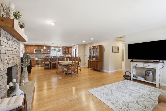 33 Westwind Rd., Andover, MA 01810