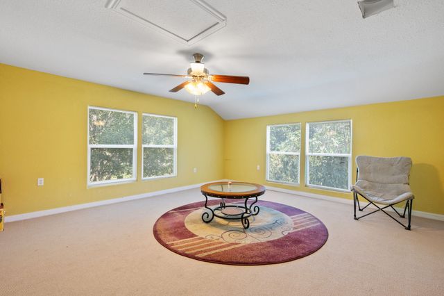 501 S Austin Street, De Leon, TX 76444