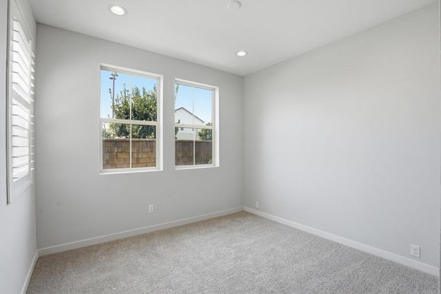 951 Camino Aldea, Chula Vista, CA 91913