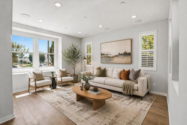 951 Camino Aldea, Chula Vista, CA 91913