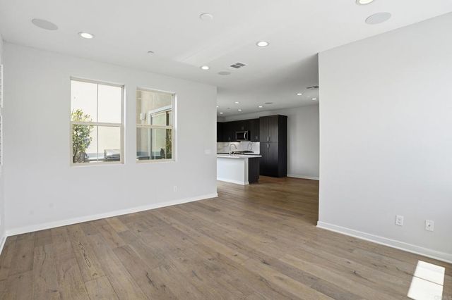 951 Camino Aldea, Chula Vista, CA 91913