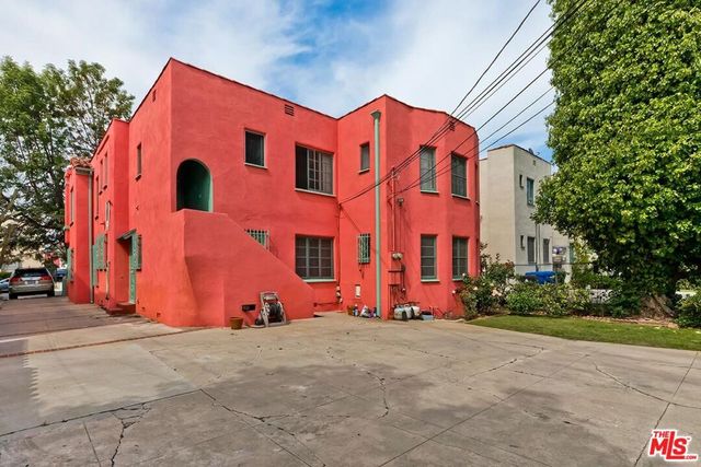 7932 Blackburn Avenue, Los Angeles, CA 90048