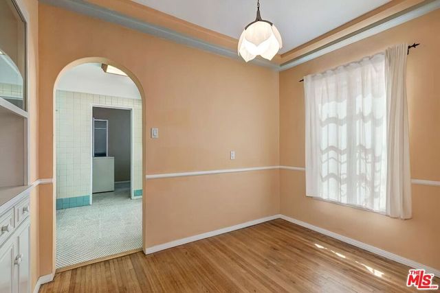 7932 Blackburn Avenue, Los Angeles, CA 90048