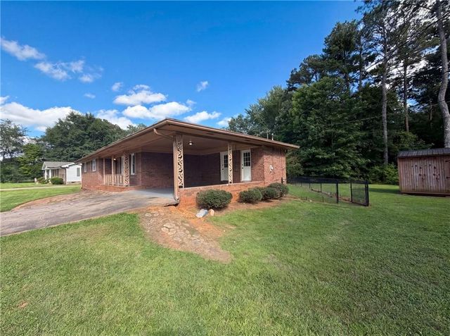 5795 Stewart Mill Road, Douglasville, GA 30135