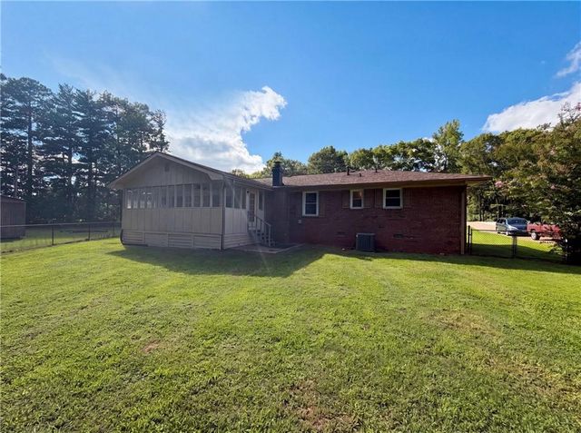 5795 Stewart Mill Road, Douglasville, GA 30135