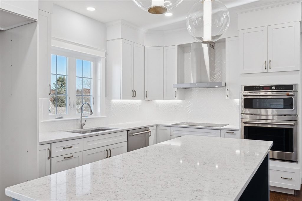 11 Isola Lane, Stoneham, MA 02180
