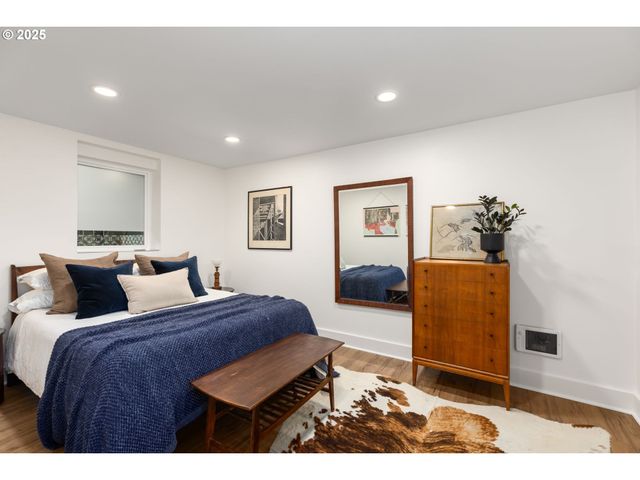 536 Se 17TH Ave, Portland, OR 97214