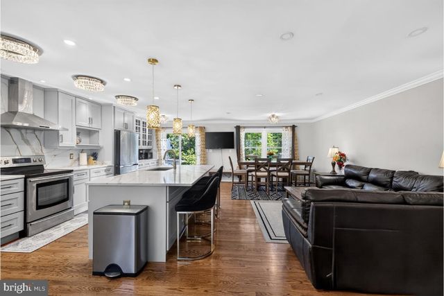 8107 ORVILLE ST, Alexandria, VA 22309