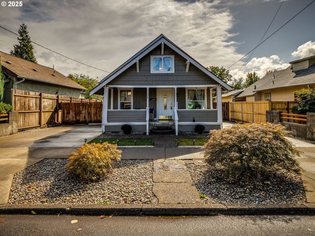 224 Nw 11TH St, Mc Minnville, OR 97128