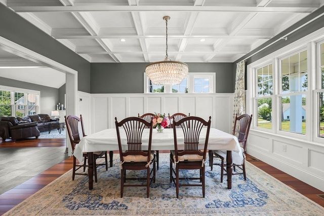 22 Chickadee Way, North Attleboro, MA 02760