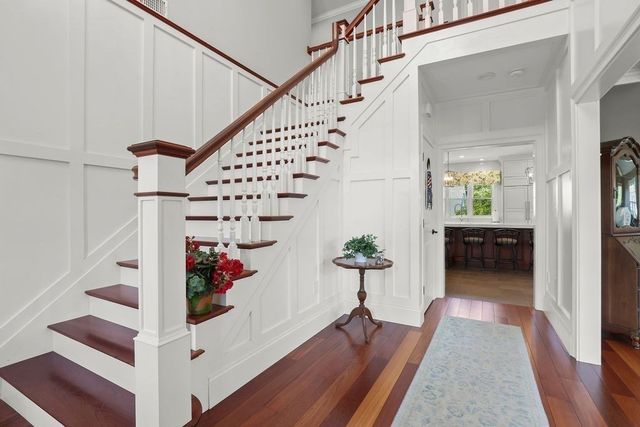 22 Chickadee Way, North Attleboro, MA 02760