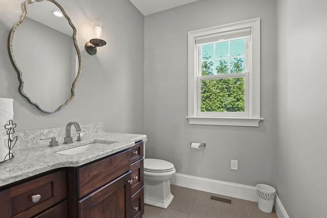 22 Chickadee Way, North Attleboro, MA 02760