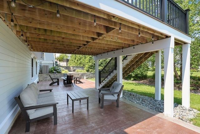 22 Chickadee Way, North Attleboro, MA 02760