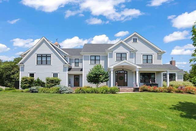 22 Chickadee Way, North Attleboro, MA 02760