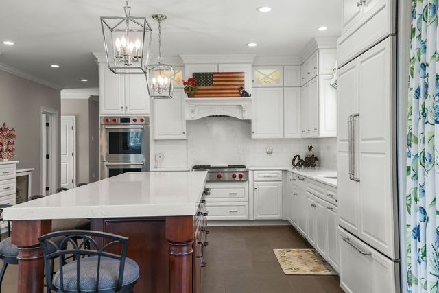 22 Chickadee Way, North Attleboro, MA 02760