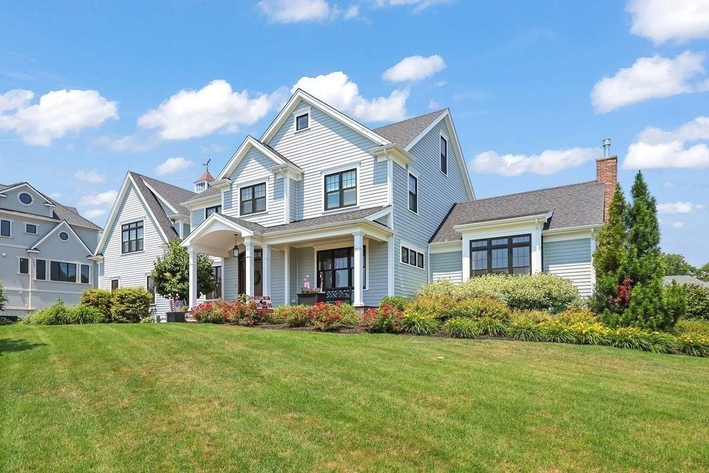 22 Chickadee Way, North Attleboro, MA 02760