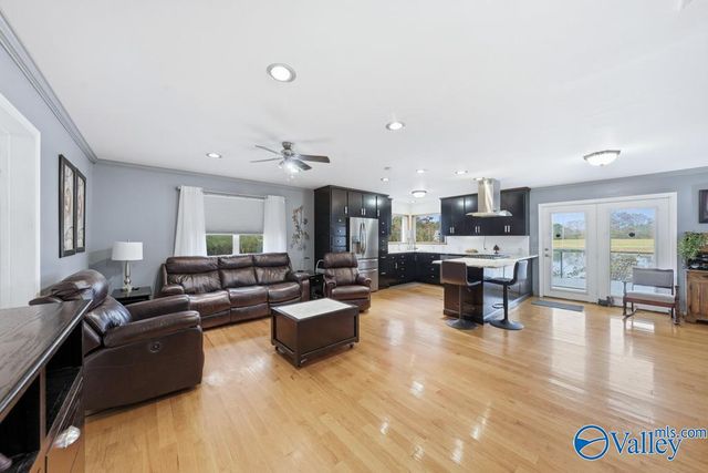 1365 Alabama Highway 205 N, Albertville, AL 35950