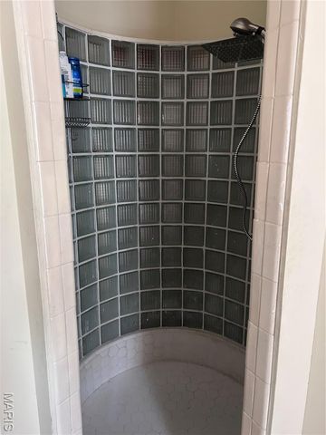 2222 S 12th Street, St Louis, MO 63104