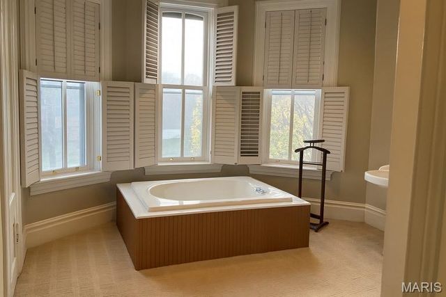 2222 S 12th Street, St Louis, MO 63104