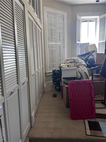 2222 S 12th Street, St Louis, MO 63104