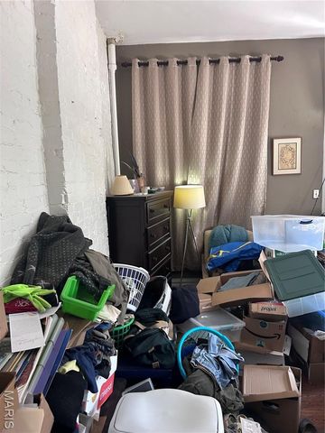 2222 S 12th Street, St Louis, MO 63104