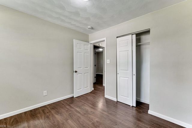 1210 Drayton CT, Chesapeake, VA 23324